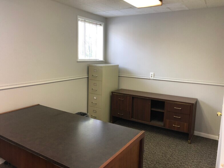 More Photos Of 34 S 500 E, Salt Lake City Medical For Lease