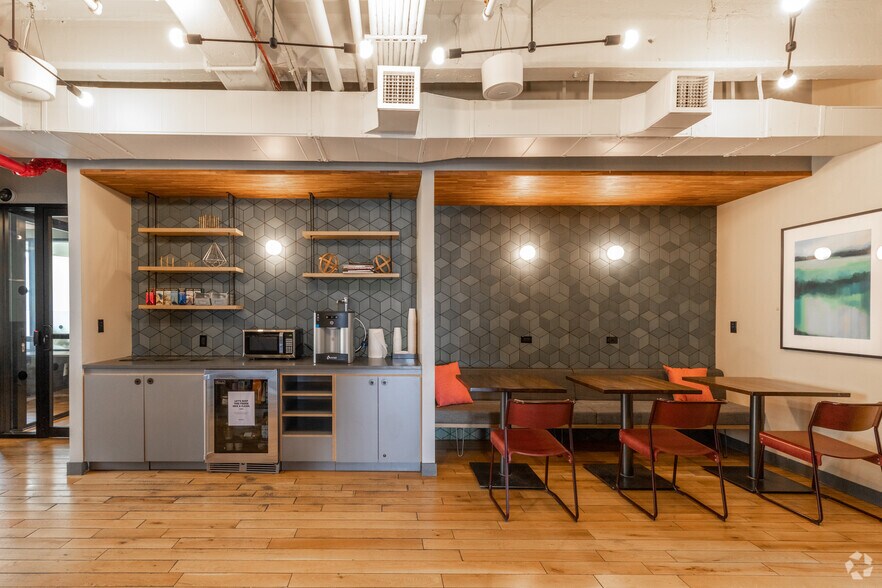 More Photos Of 109 S 5th St, Brooklyn Coworking Space