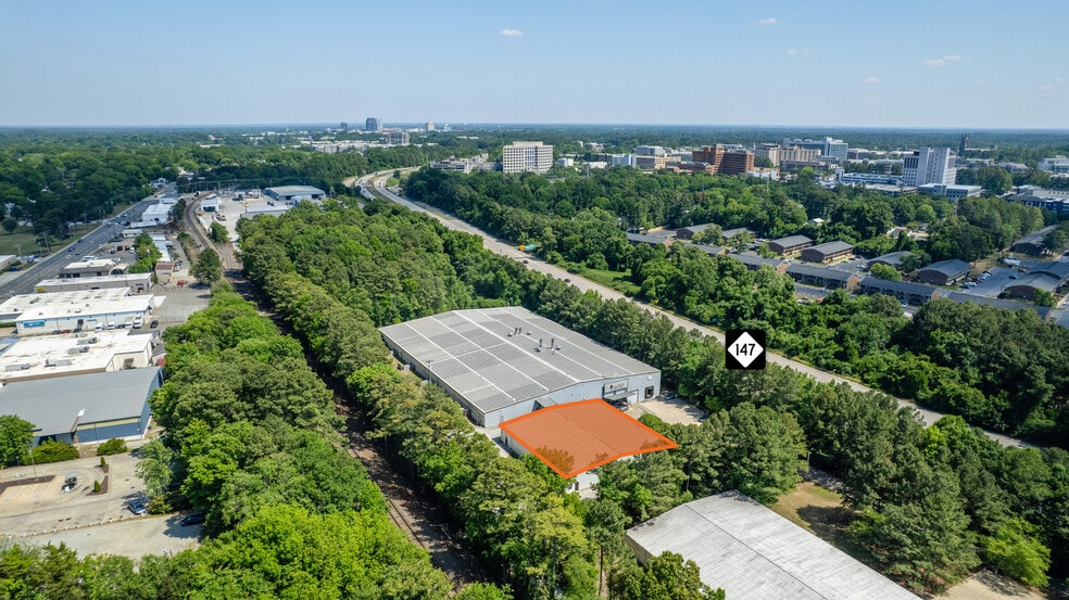 More Photos Of 2907 W Pettigrew St, Durham Warehouse For Lease