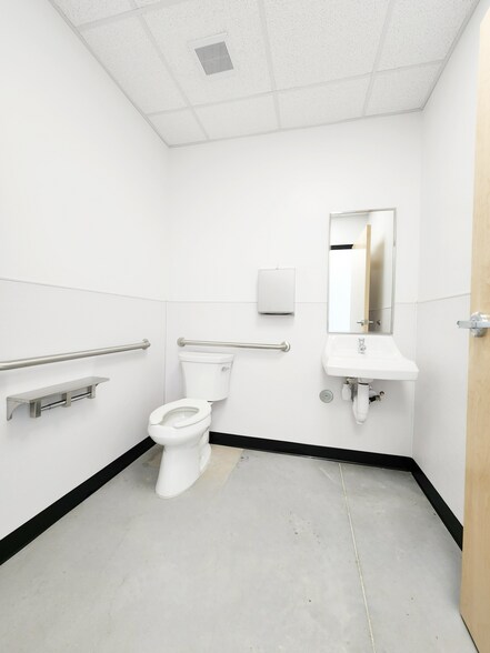 More Photos Of 5957 Chandler Rd, Hutto Unknown For Lease