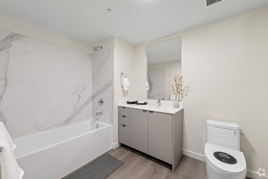 More Photos Of 127 W Pomona St, Monrovia Apartments For Lease