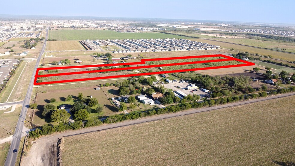 More Photos Of 1239 Barbarosa Rd & 1255 Saur Ln, New Braunfels Land For Sale