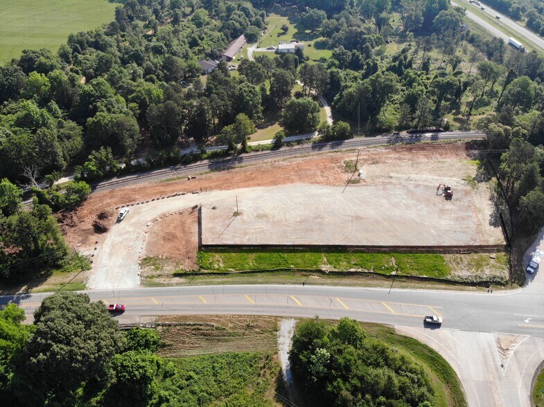 More Photos Of 5188 Maysville Rd, Commerce Land For Lease