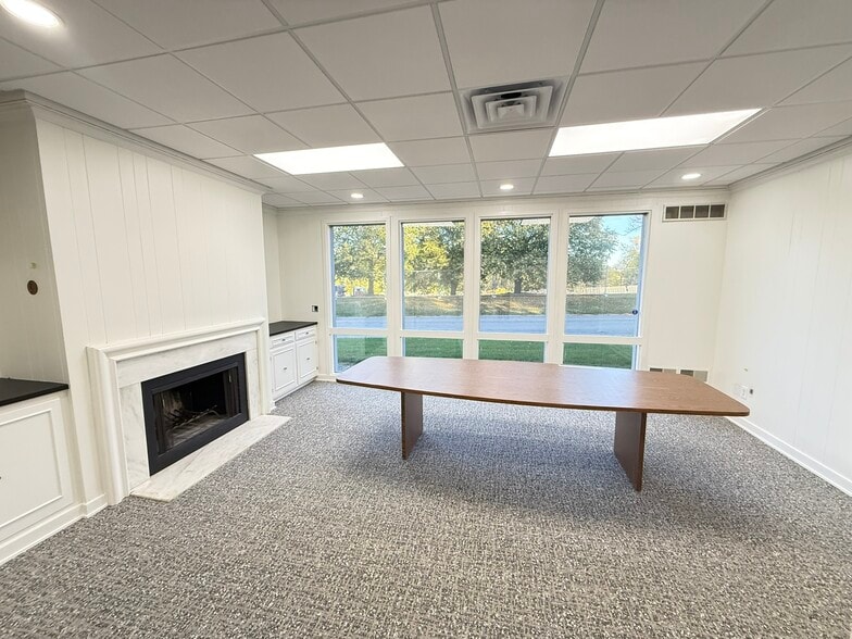 More Photos Of 20 Office Park Way, Pittsford Office For Lease