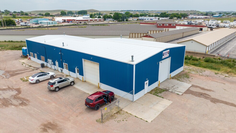 More Photos Of 405 Beech St, Gillette Warehouse For Sale