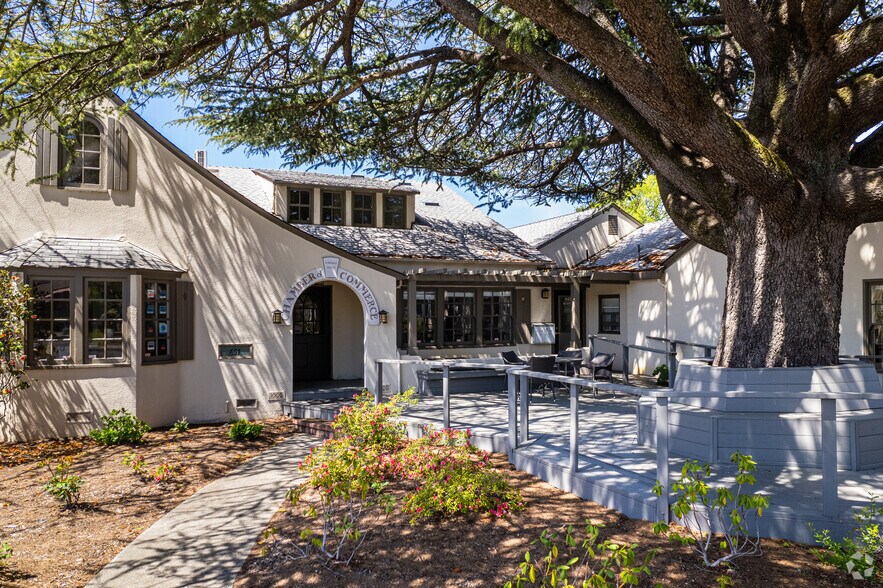 More Photos Of 645-651 Broadway, Sonoma Office For Lease