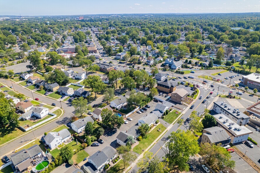 More Photos Of 30 Brant Ave, Clark Office For Sale