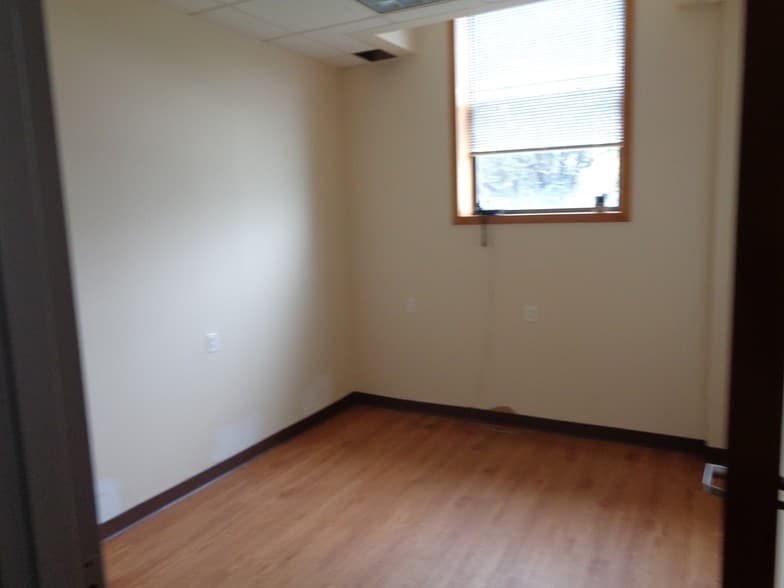 More Photos Of 501 Washington St, Conshohocken Warehouse For Sale