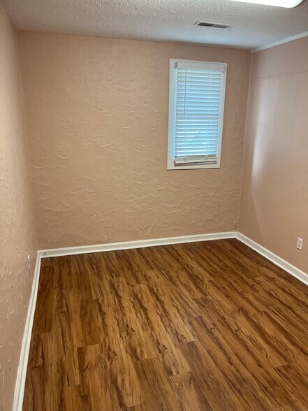 More Photos Of 702 Arcadia Cir NW, Huntsville Office Residential For Sale