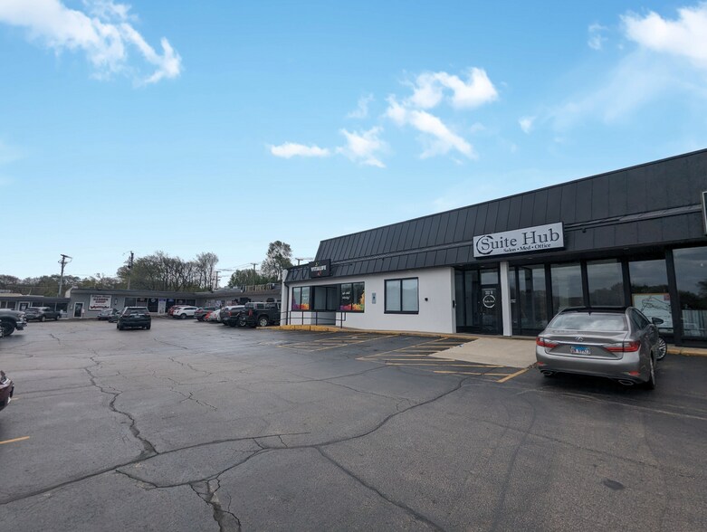 More Photos Of 346-358 W Maple St, New Lenox Unknown For Lease