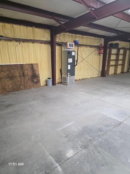 More Photos Of 9966 Samuel Rd, Carterville Self Storage For Sale