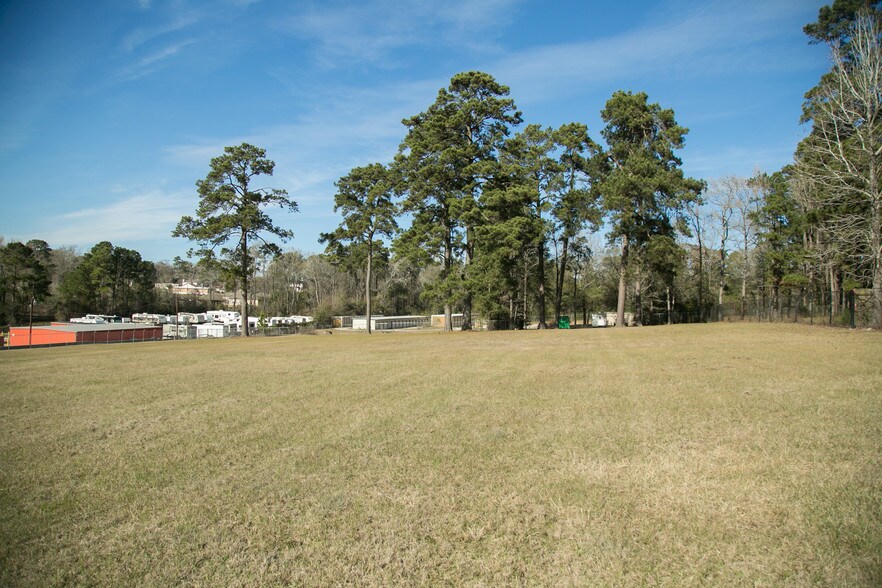 More Photos Of 714 Interstate 45, Huntsville Land For Sale