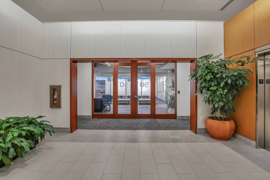 More Photos Of 245 Riverside Ave, Jacksonville Coworking Space