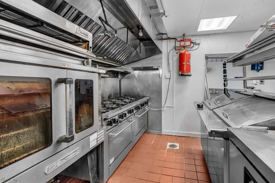 More Photos Of 2507 Delaware Ave, North Wildwood Restaurant For Sale