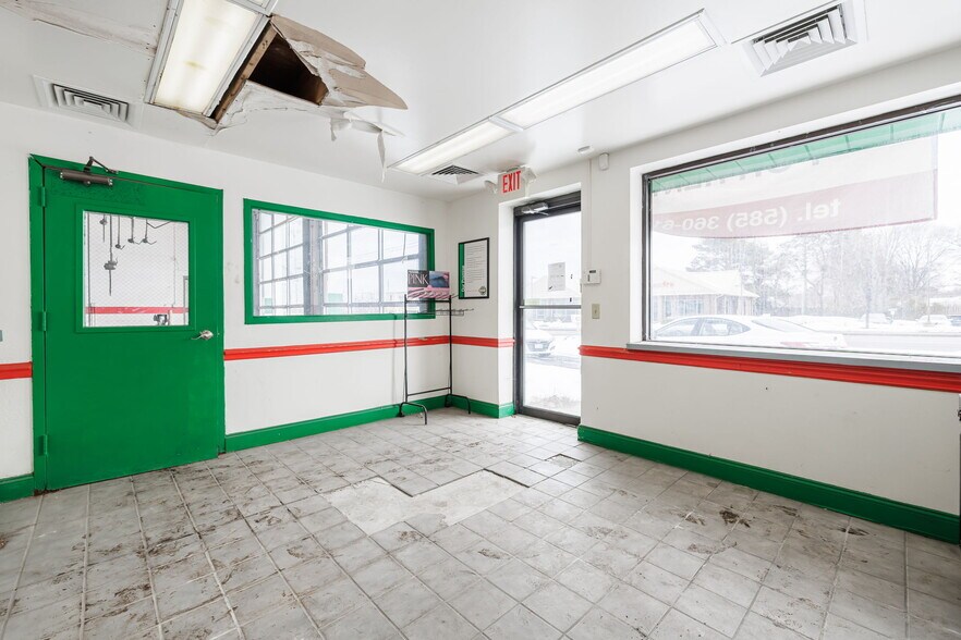 More Photos Of 3621 Dewey Ave, Rochester Service Station For Lease