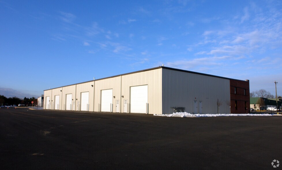 More Photos Of 8684-8704 Virginia Meadows Dr, Manassas Flex For Sale