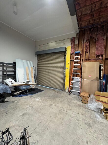 More Photos Of 2625 E Carson St, Carson Supermarket For Sale