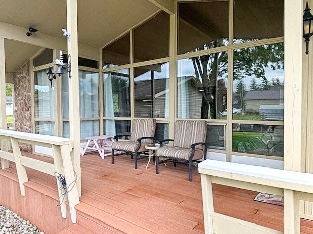 More Photos Of 752 W Faith St, Spruce Flex For Sale