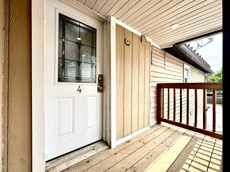 More Photos Of 240 Marier Ave, Ottawa Apartments For Sale