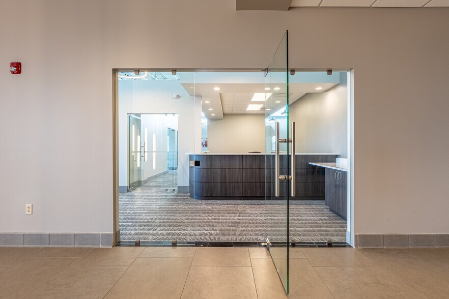 More Photos Of 10120 Calumet Ave, Munster Medical For Lease