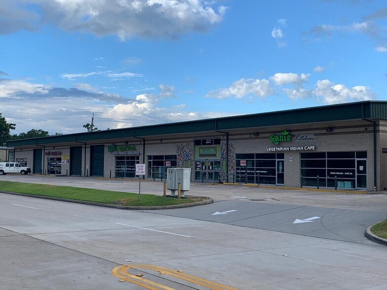 Primary Photo Of 16711 Hollister St, Houston Flex For Lease