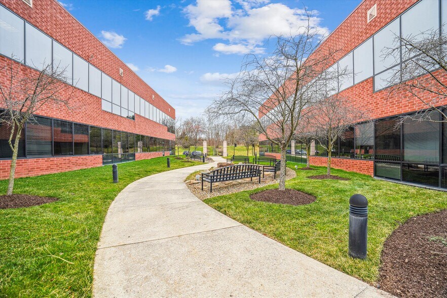 More Photos Of 7226 Lee Deforest Dr, Columbia Medical For Lease