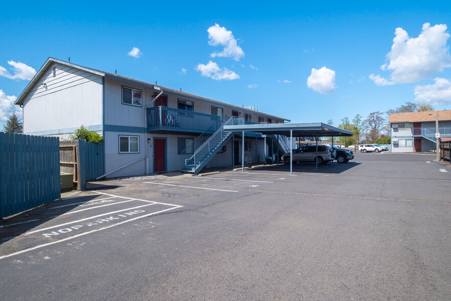 More Photos Of 1800 Evergreen St, Walla Walla Apartments For Sale