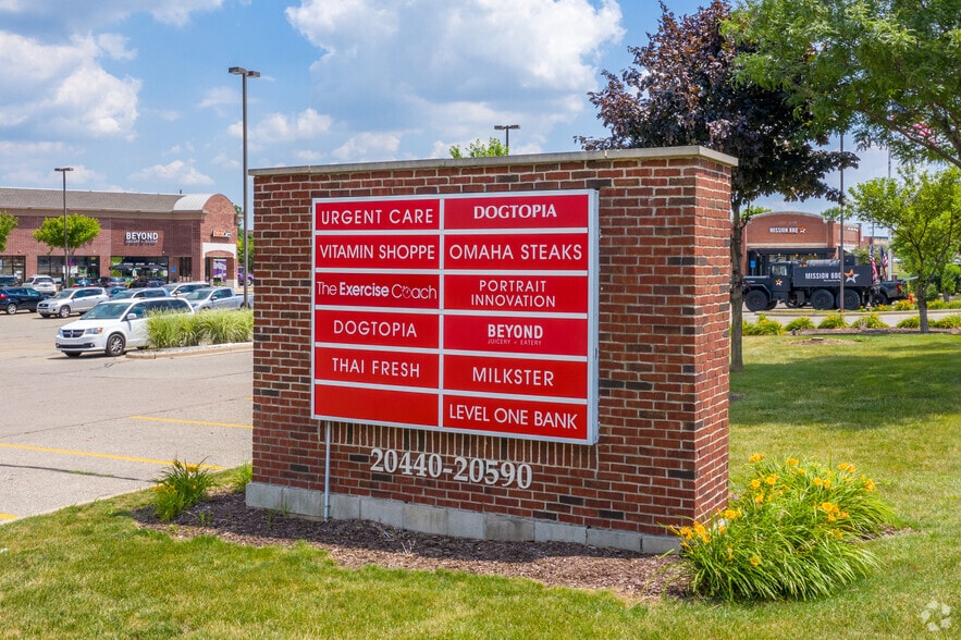 More Photos Of 20420-20580 Haggerty Rd, Northville Unknown For Lease