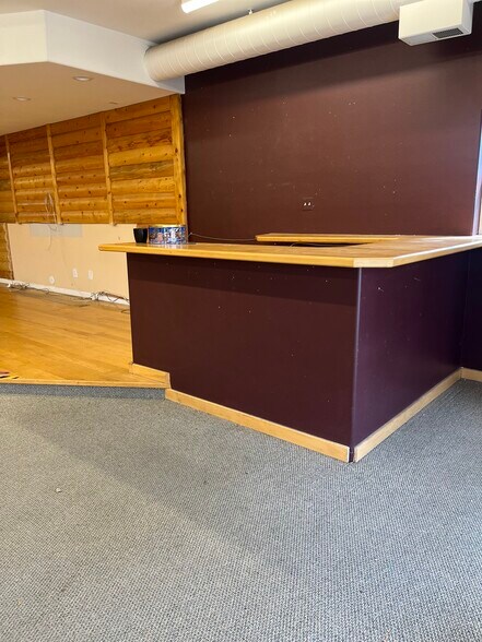 More Photos Of 4221 W Eisenhower Blvd, Loveland General Retail For Lease