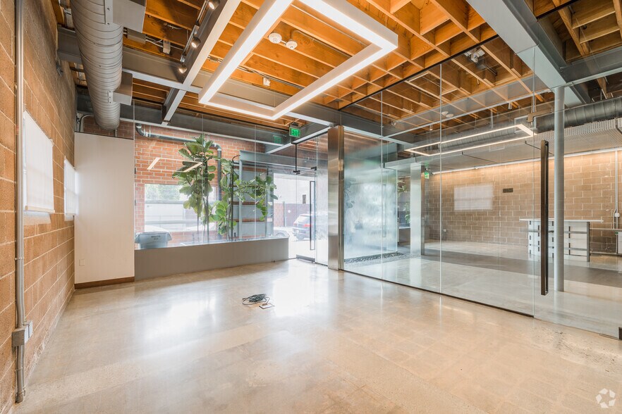More Photos Of 2251 Barry Ave, Los Angeles Loft Creative Space For Sale
