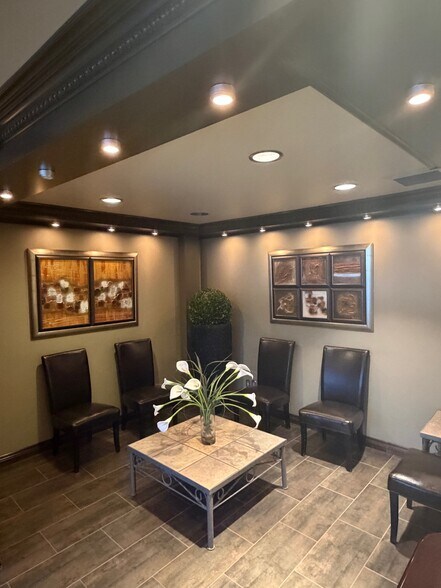 More Photos Of 9320 Jasper Ave NW, Edmonton Office For Sale