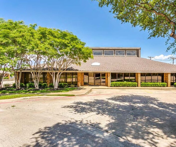 More Photos Of 1903 Stadium Oaks Ct, Arlington Office For Lease