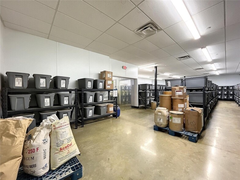 More Photos Of 1832 S Dimensions Ter, Homosassa Warehouse For Sale