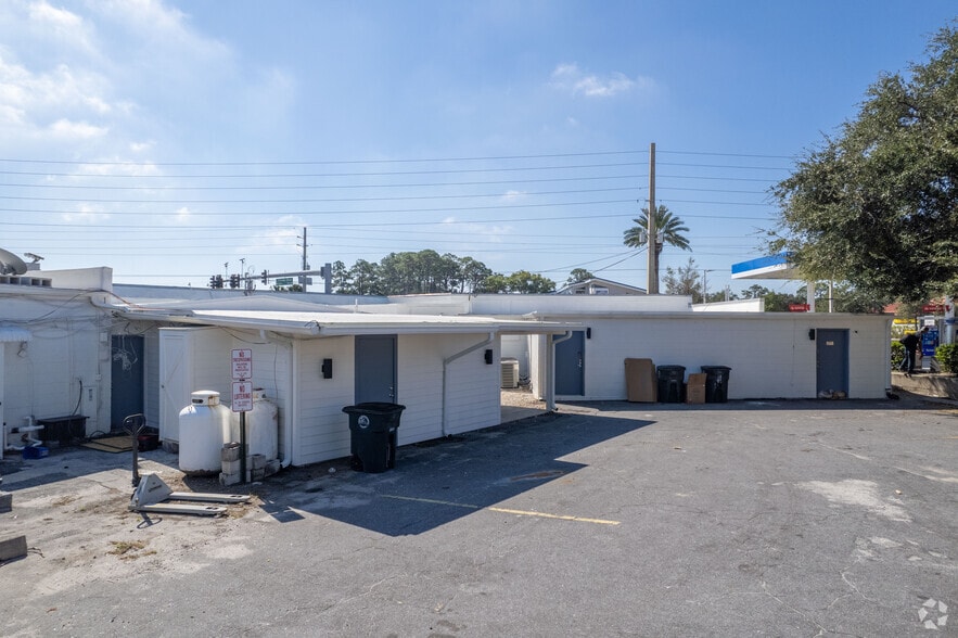 More Photos Of 703-705 Atlantic Blvd, Atlantic Beach Storefront For Lease