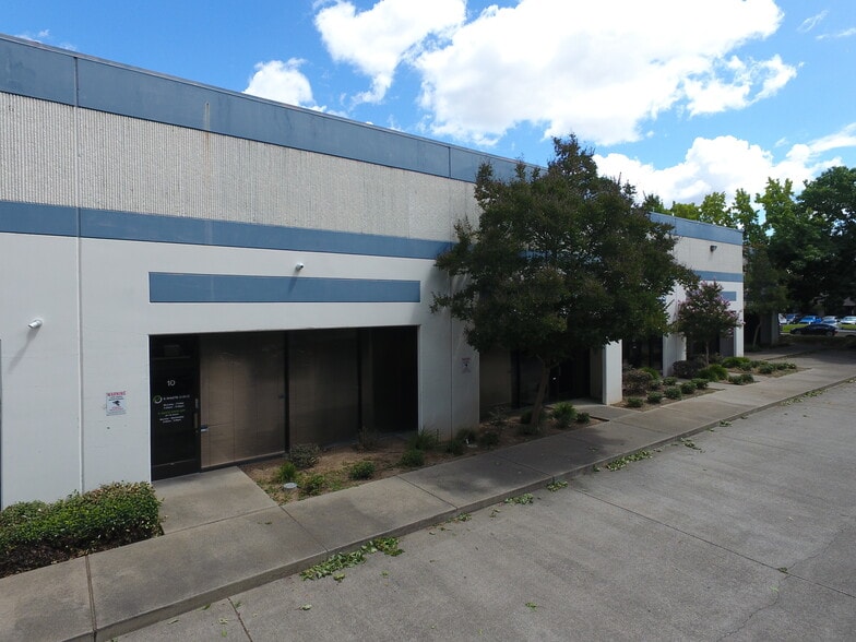 More Photos Of 201 Harris Ave, Sacramento Warehouse For Lease
