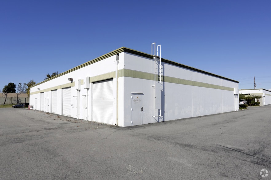 More Photos Of 10564 Progress Way, Cypress Warehouse For Lease