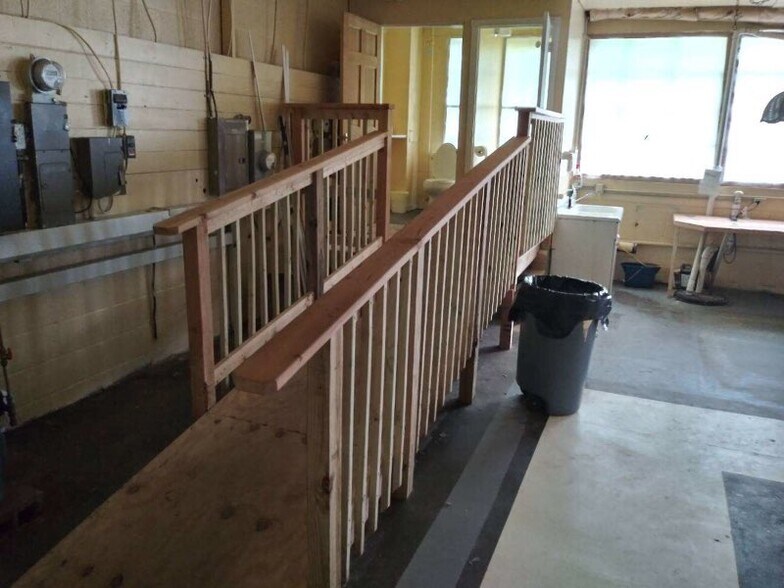 More Photos Of 1159 Main St, Coventry Storefront For Sale