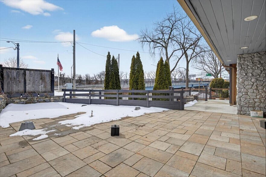 More Photos Of 5 Main St, Derby Restaurant For Sale