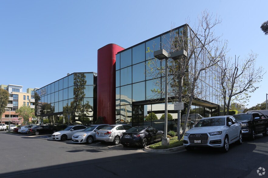 Primary Photo Of 2400 Main St, Irvine Office For Lease