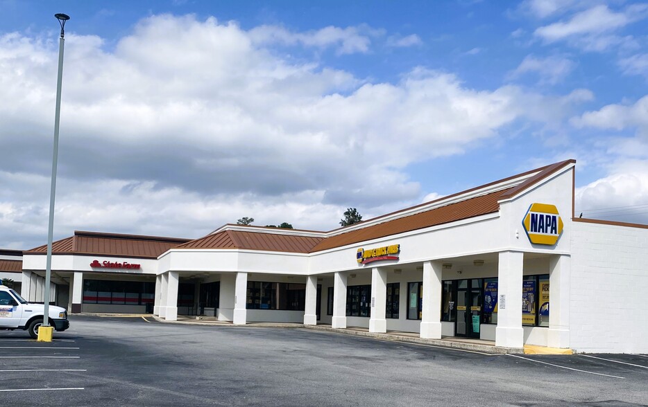 More Photos Of 630 Skylark Dr, Charleston Unknown For Lease