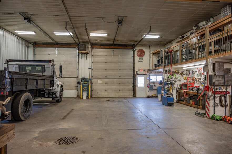 More Photos Of 1626 Academy St, Elroy Warehouse For Sale