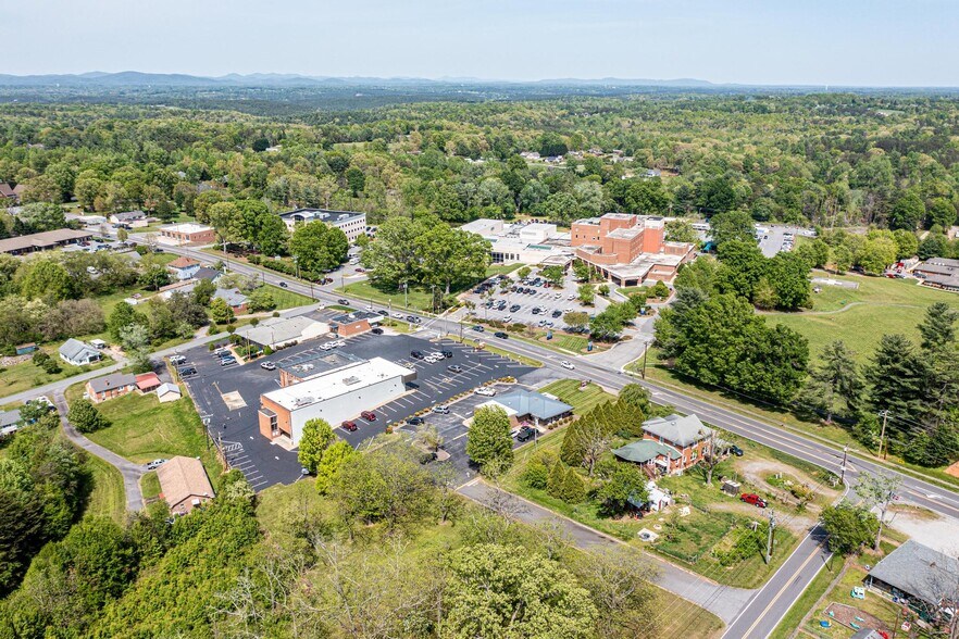 More Photos Of 721 Malcolm Blvd, Rutherford College Medical For Lease