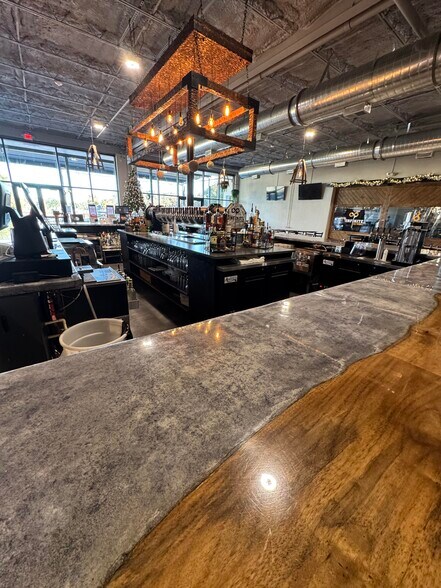 More Photos Of 235 NE Watula Ave, Ocala Restaurant For Sale
