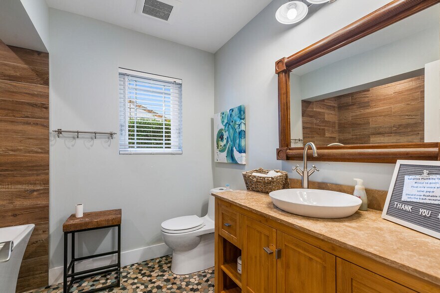 More Photos Of 1768 Tudor Rd, North Palm Beach Specialty For Sale