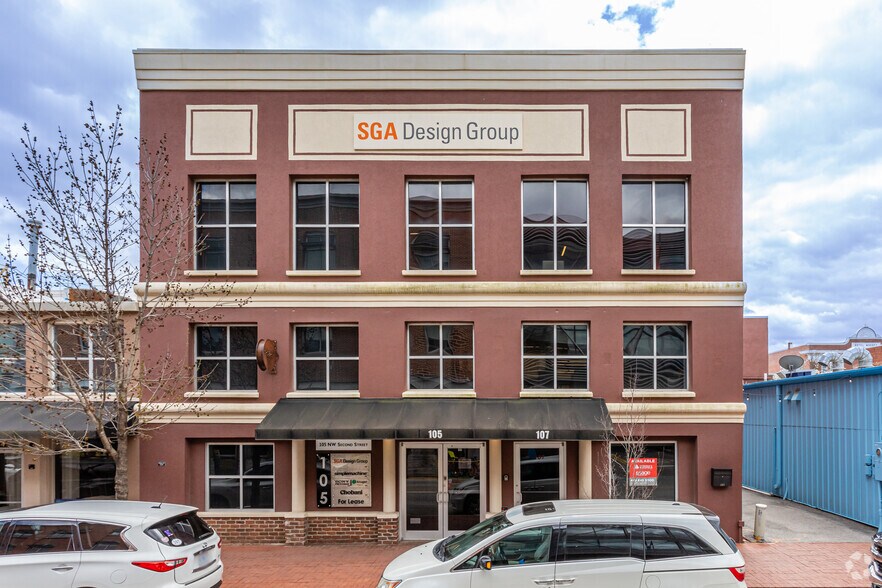 More Photos Of 105-107 NW 2nd St, Bentonville Loft Creative Space For Lease