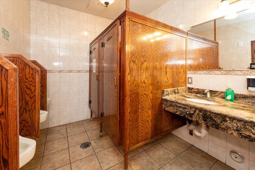 More Photos Of 217-219 Frelinghuysen Ave, Newark General Retail For Sale