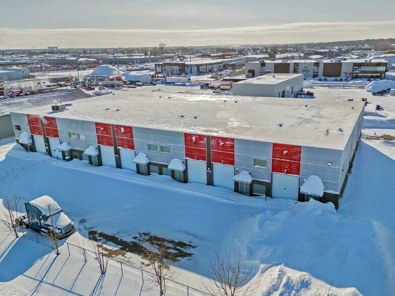 More Photos Of 14410 Rue Rolland-Desjardins, Mirabel Warehouse For Sale