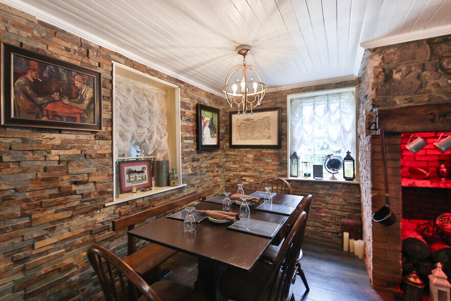 More Photos Of 136 E Butler Ave, Chalfont Restaurant For Sale