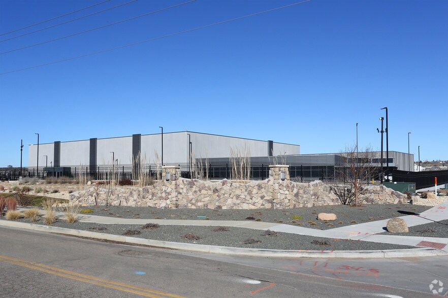 More Photos Of 3233 Janitell Rd, Colorado Springs Industrial For Lease