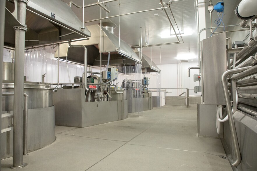 More Photos Of 1885 Las Plumas Ave, San Jose Food Processing For Sale